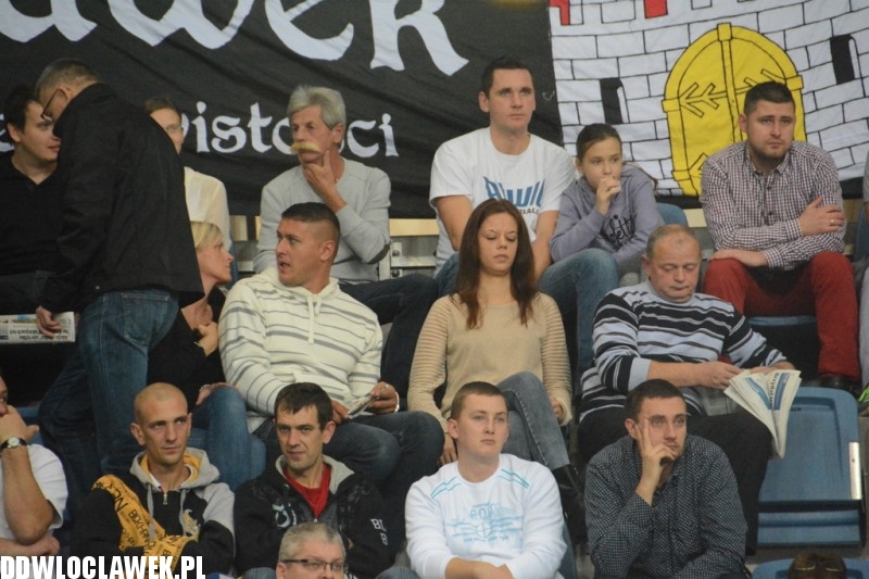 Kibice podczas meczu Anwil - Wilki