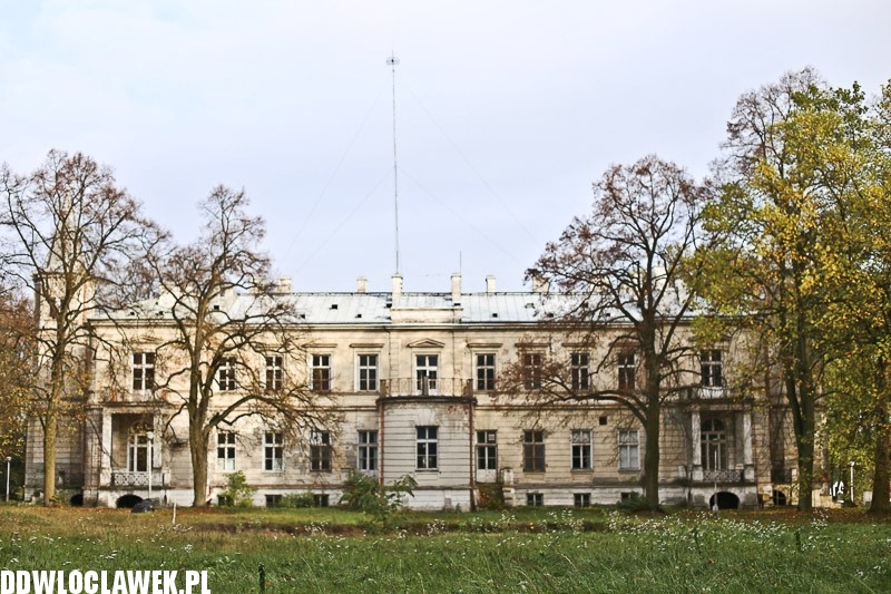 Co kryją pałace pod Włocławkiem?