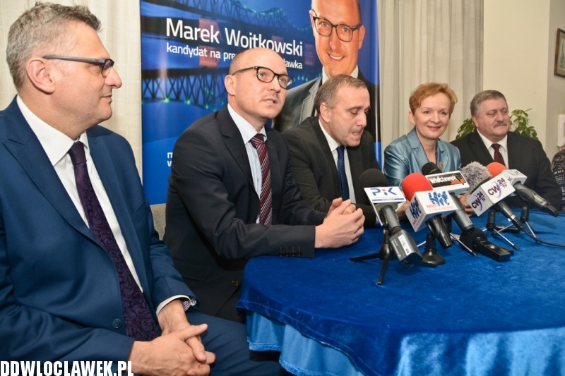 Ministrowie Ewy Kopacz wsparli Wojtkowskiego
