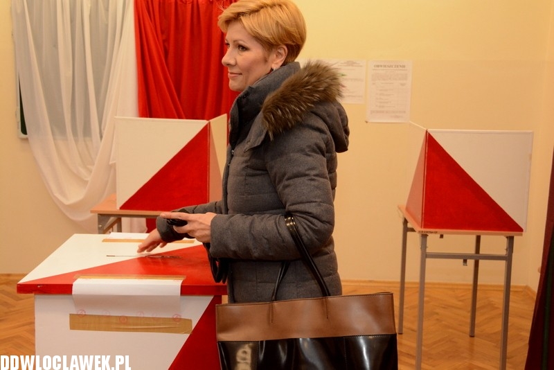 Kandydaci na prezydenta poszli do urn