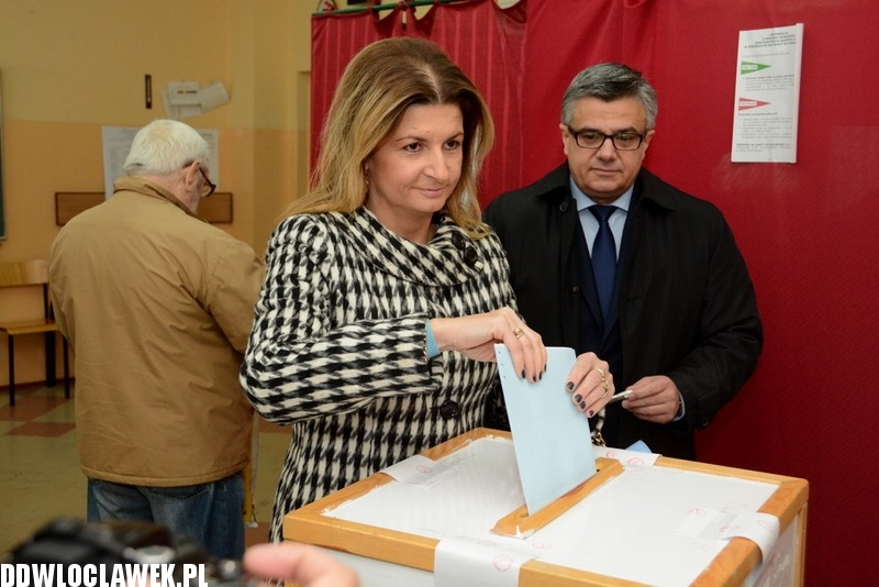 Kandydaci na prezydenta poszli do urn