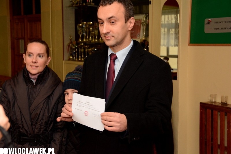 Kandydaci na prezydenta poszli do urn