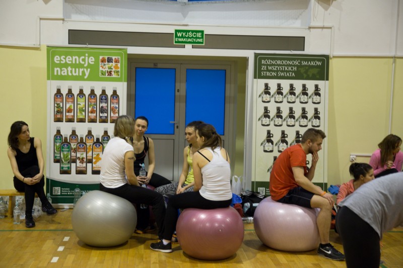 Mikołajkowy Maraton Fitness w sali PWSZ