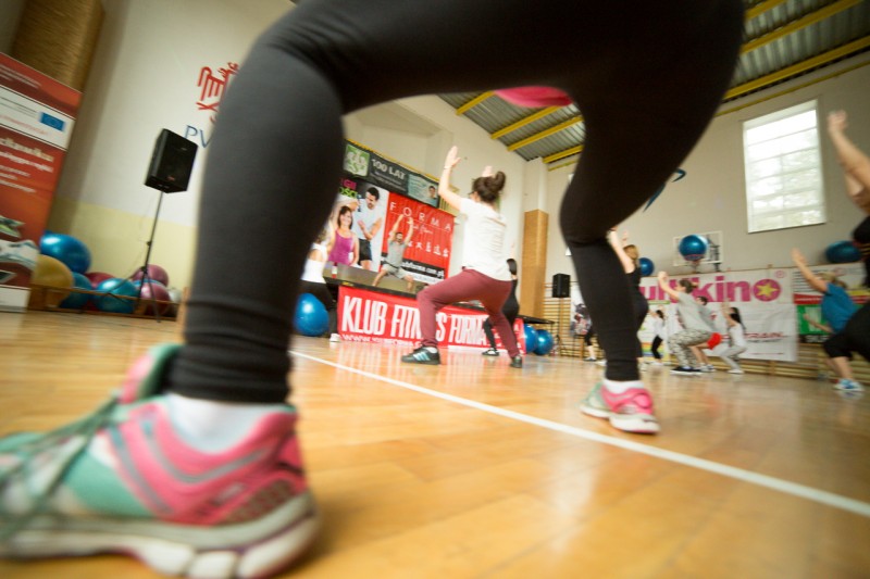 Mikołajkowy Maraton Fitness w sali PWSZ