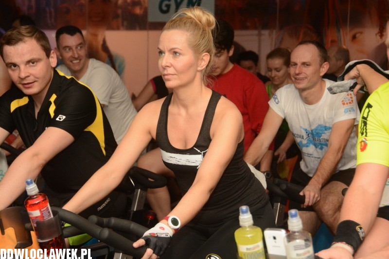 Maraton na rowerach stacjonarnych