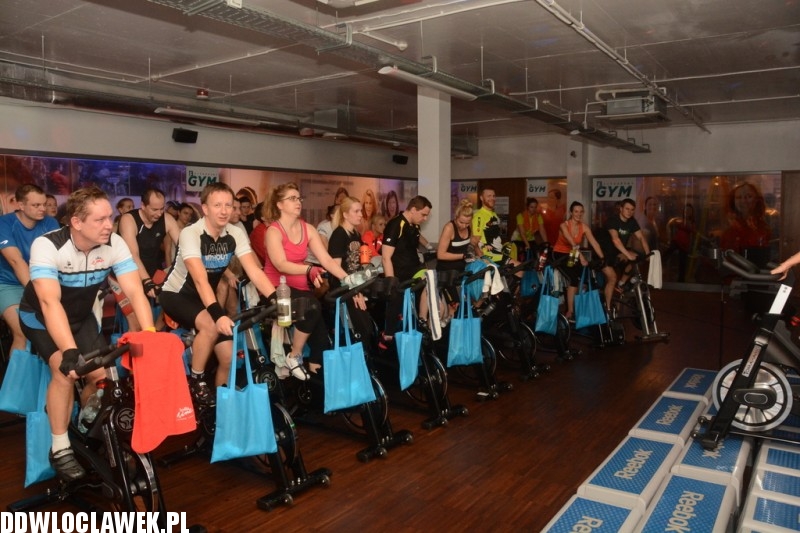 Maraton na rowerach stacjonarnych