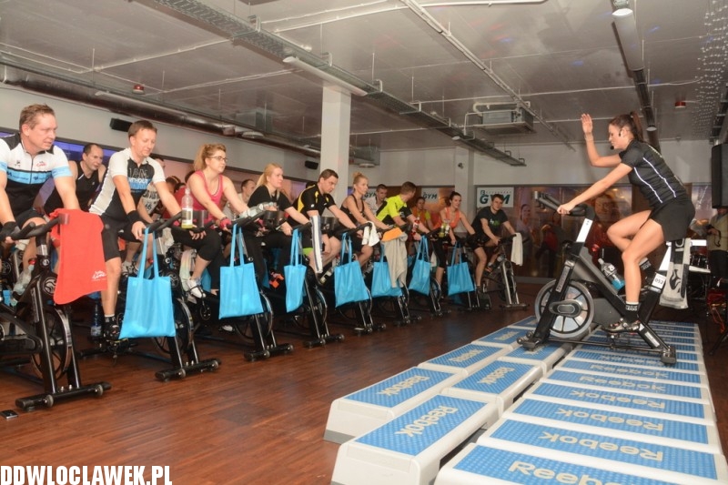 Maraton na rowerach stacjonarnych