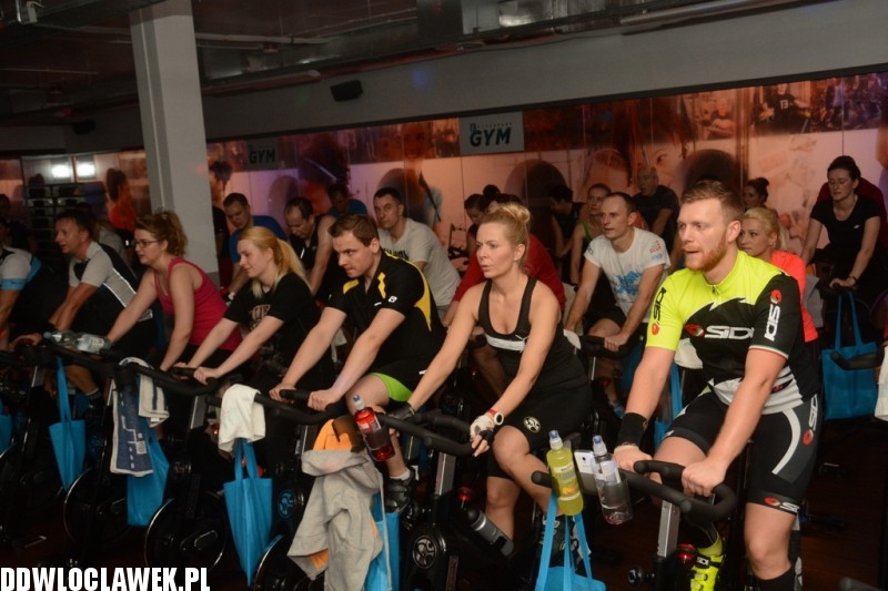 Maraton na rowerach stacjonarnych