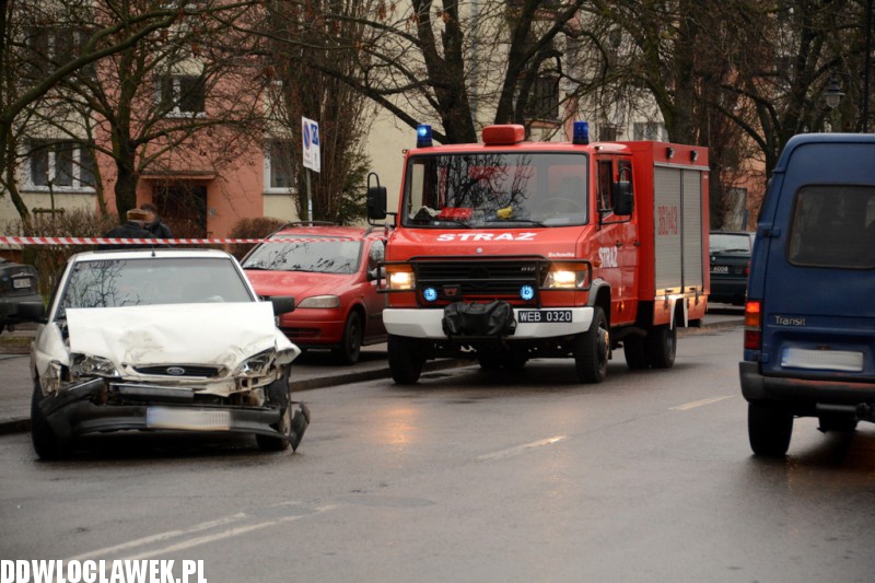 Zderzenie trzech aut w centrum Włocławka