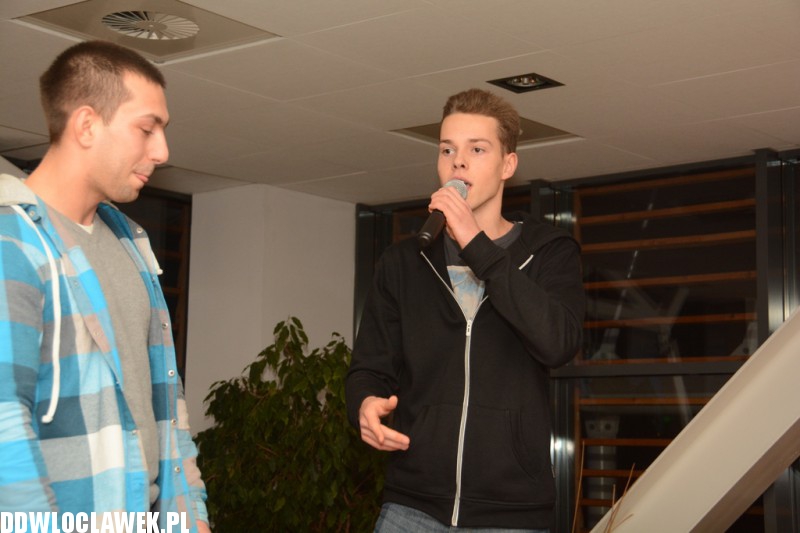 Bitwa freestyle w kawiarni Rejs
