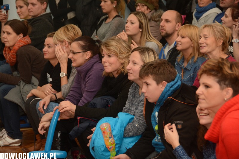 Świąteczny turniej karate w SP20