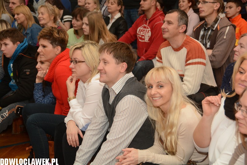 Świąteczny turniej karate w SP20