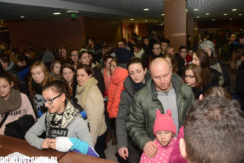 Szkolenie i wydawanie puszek WOŚP