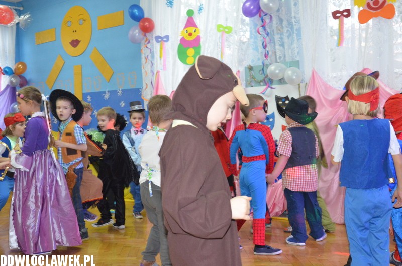 Bal karnawałowy w przedszkolu nr 13 we Włocławku
