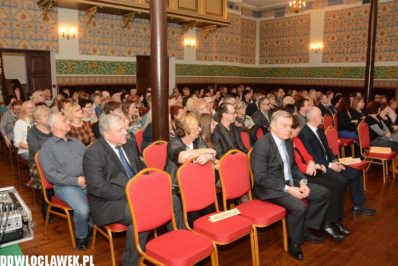 Deser z kulturą Bogactwo wybrzeża