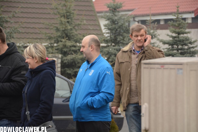 Pobór krwi dla pogryzionej kobiety