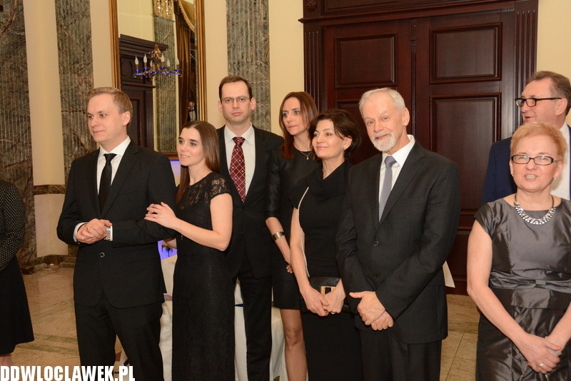 Bal charytatywny w Pałacu Bursztynowym