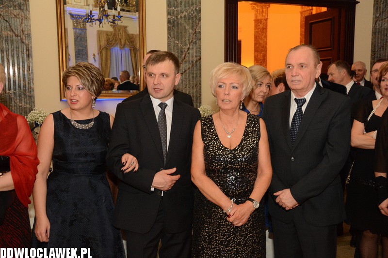 Bal charytatywny w Pałacu Bursztynowym