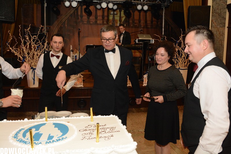 Bal charytatywny w Pałacu Bursztynowym