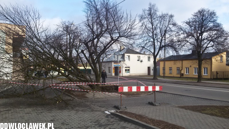 Zapadła się ziemia przy ul. Kaliskiej