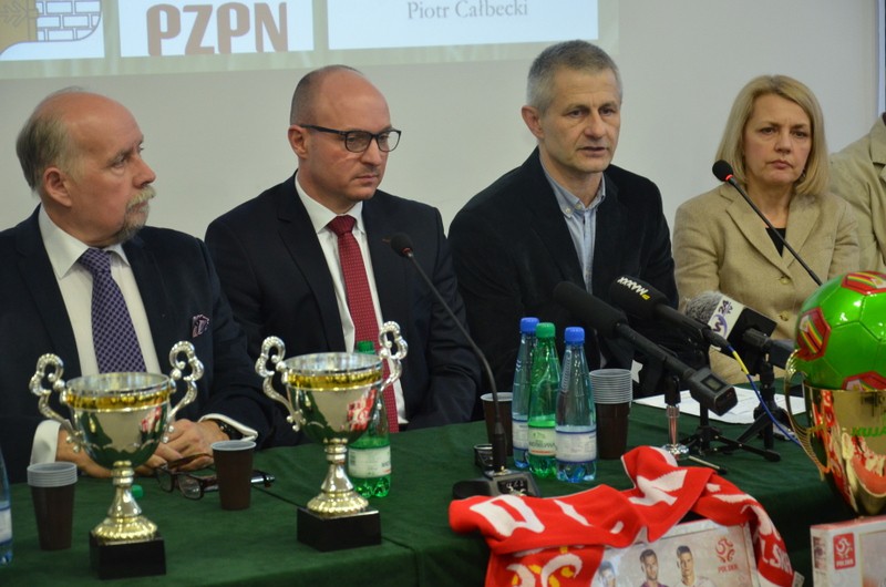 Konferencja i losowanie grup KarPol Cup