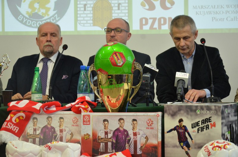 Konferencja i losowanie grup KarPol Cup