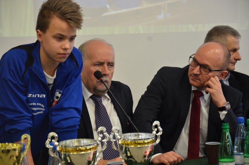 Konferencja i losowanie grup KarPol Cup