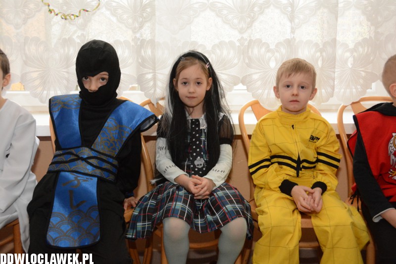 Bal karnawałowy w przedszkolu Jaś i Małgosia