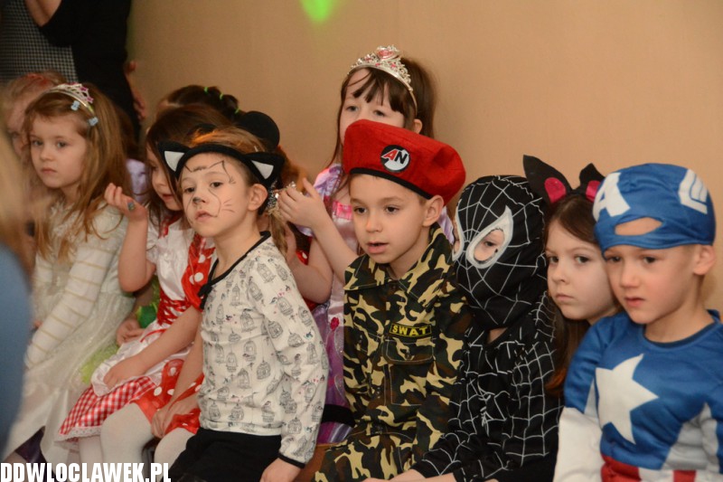 Bal karnawałowy w przedszkolu Jaś i Małgosia
