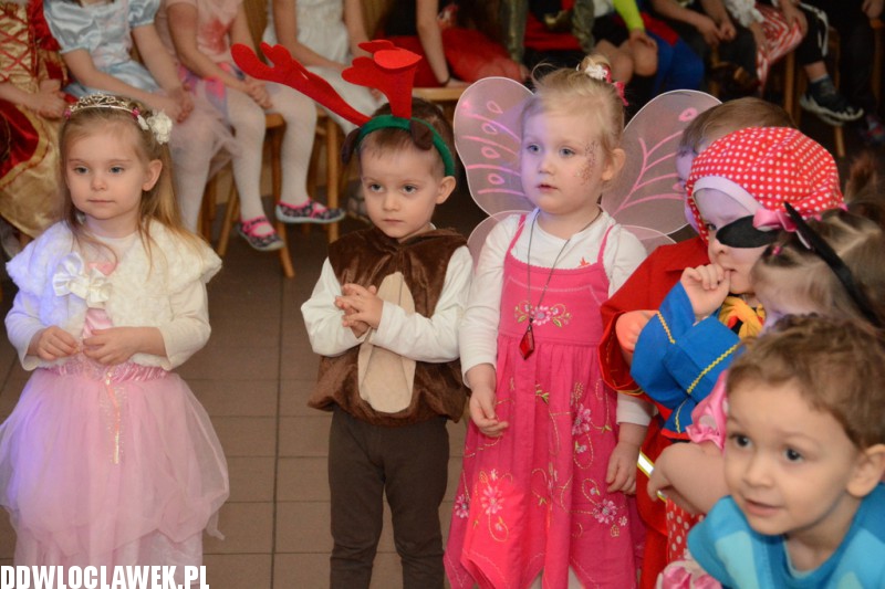Bal karnawałowy w przedszkolu Jaś i Małgosia