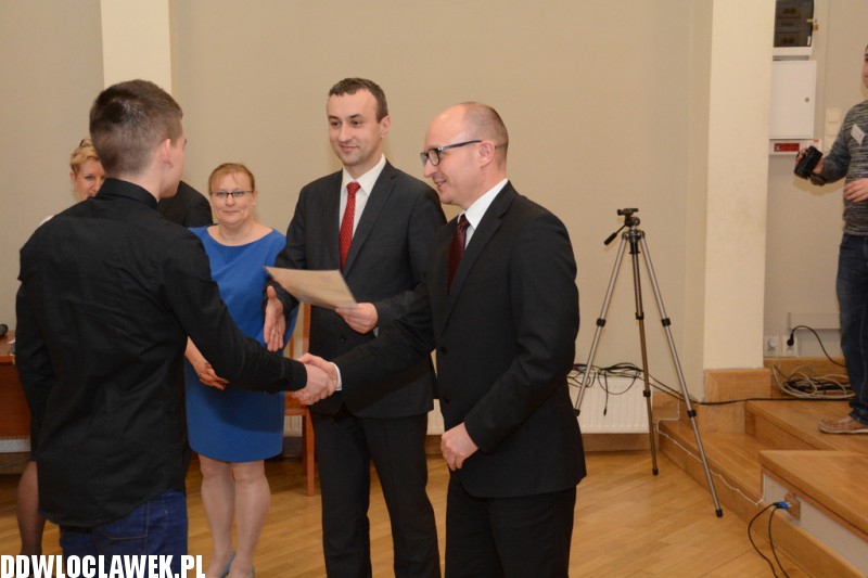 Prezydent wręczył nagrody sportowcom