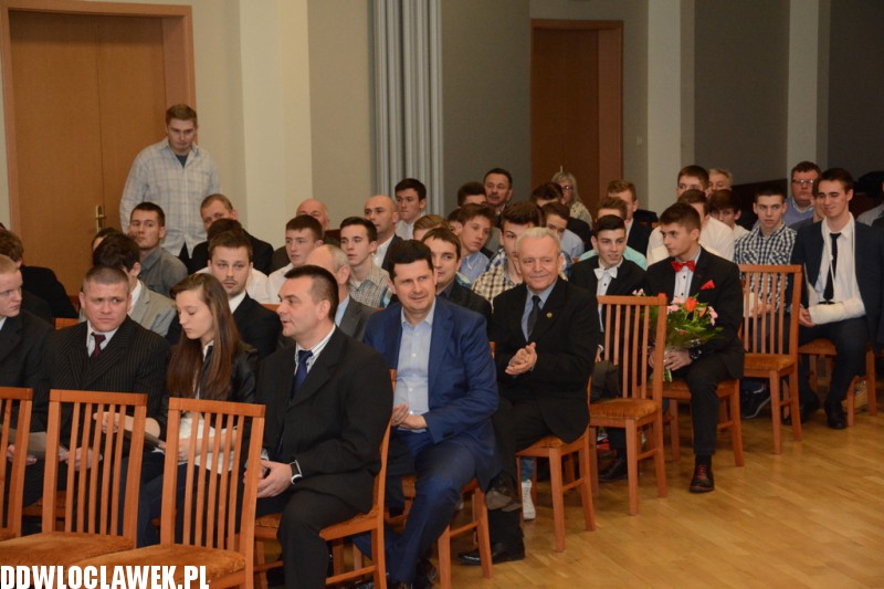 Prezydent wręczył nagrody sportowcom