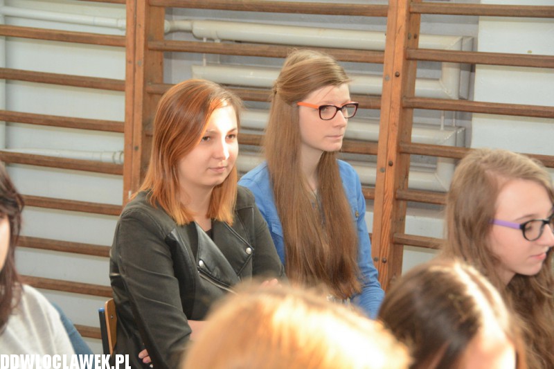 Wręczenie certyfikatów dla uczniów LMK
