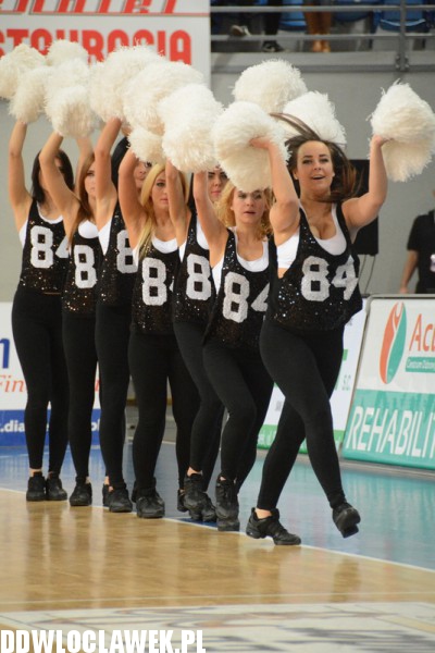 Cheerleaderki Anwilu na meczu z Polpharmą