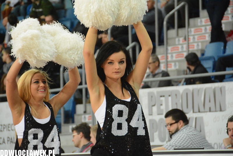 Cheerleaderki Anwilu na meczu z Polpharmą