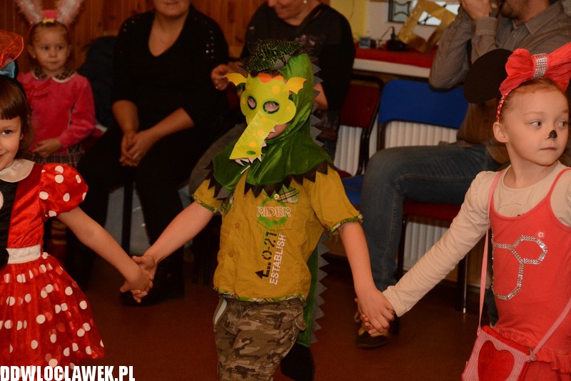 Bal karnawałowy w klubie Łęg