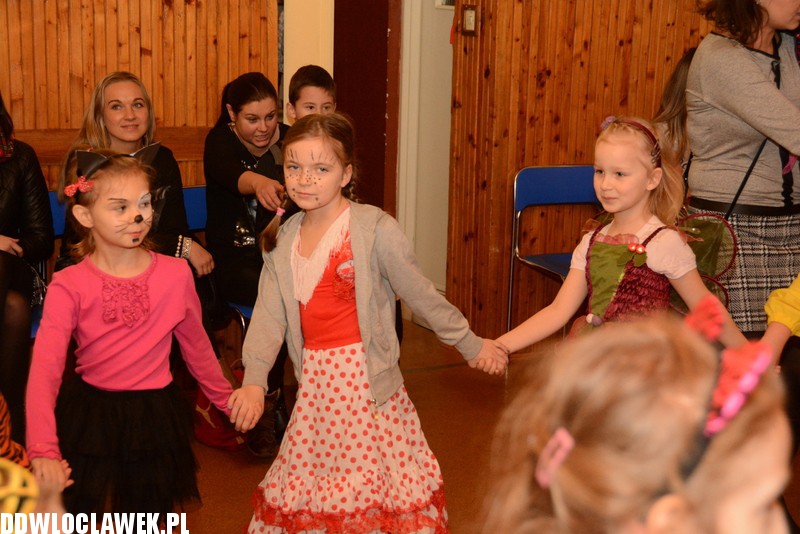 Bal karnawałowy w klubie Łęg