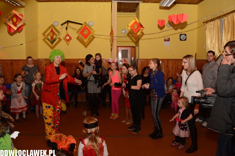 Bal karnawałowy w klubie Łęg