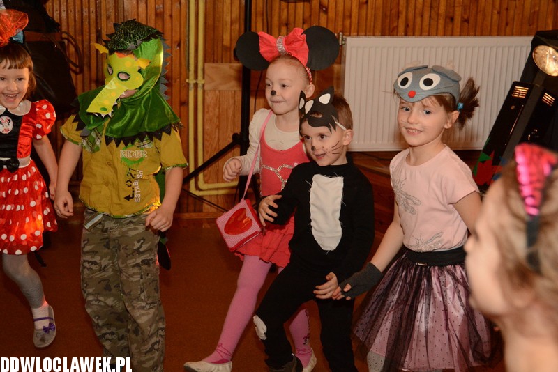 Bal karnawałowy w klubie Łęg