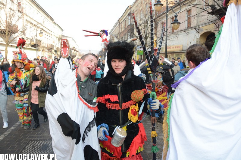 Korowód grup zapustnych we Włocławku