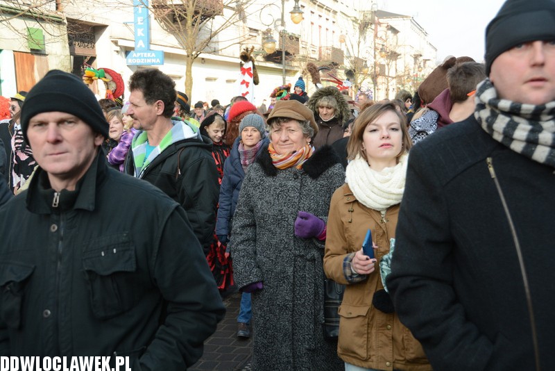 Korowód grup zapustnych we Włocławku