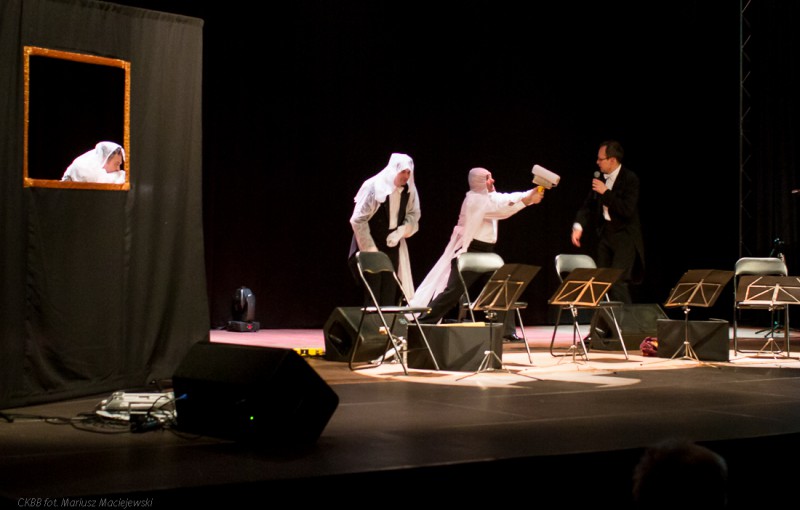 Grupa MoCarta w Browarze B