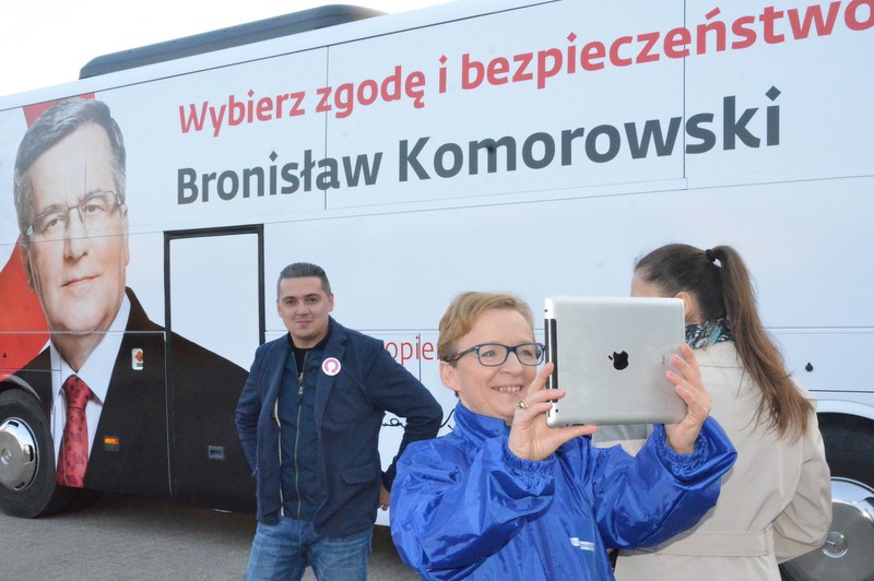Bronkobus na placu Wolności