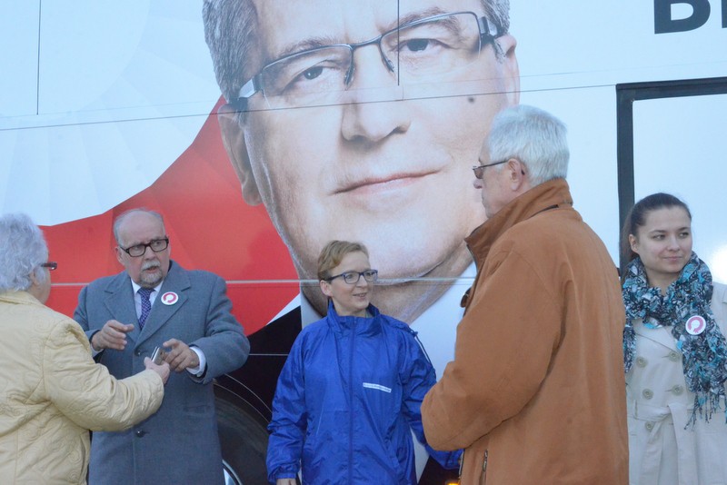 Bronkobus na placu Wolności