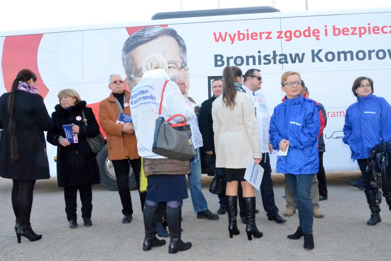 Bronkobus na placu Wolności