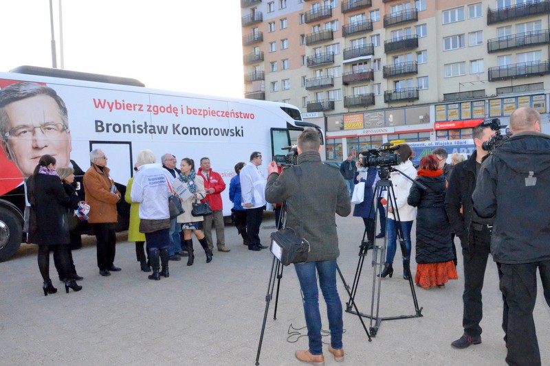 Bronkobus na placu Wolności
