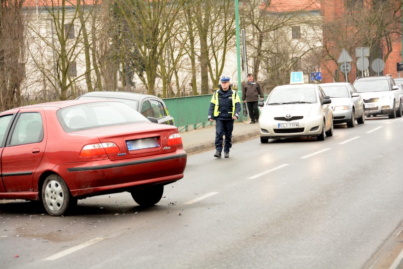Karambol na moście stalowym