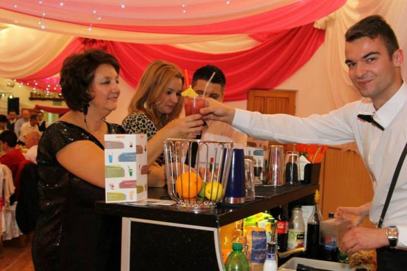 Barmani z APAL Drinks rozruszają każdą imprezę