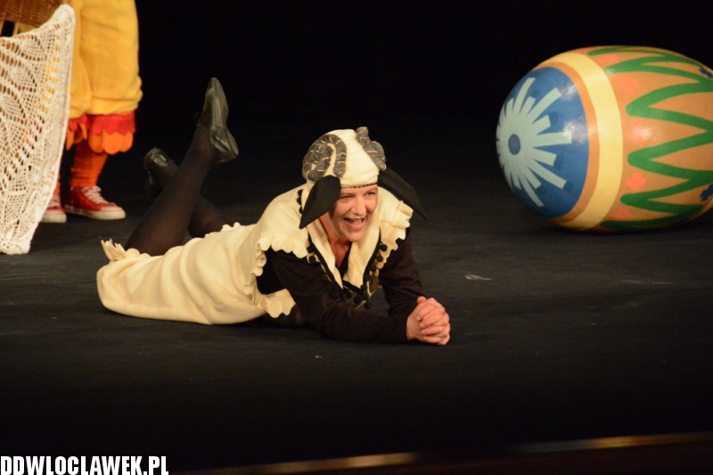 Wielkanocne tarapaty w teatrze