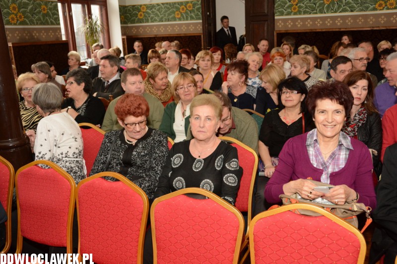Nad Sekwaną i Loarą w Starej Remizie